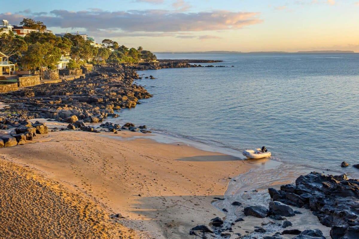 Takapuna Beachfront W Stunning Views Auckland Eksteriør bilde